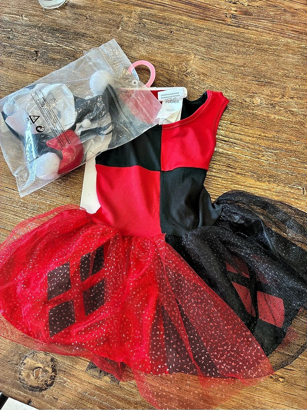 DC Comics Harley Quinn 6 Piece Set Tutu Dress Costume Red & Black